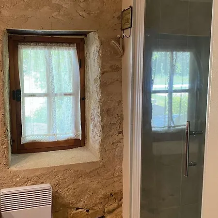 Charmante Maison En Pierres Au Bord De La Dordogne, Ideale Pour 4 Personnes - Fr-1-824-2 度假居 *