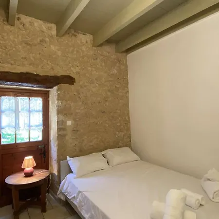 Charmante Maison En Pierres Au Bord De La Dordogne, Ideale Pour 4 Personnes - Fr-1-824-2 特雷莫拉